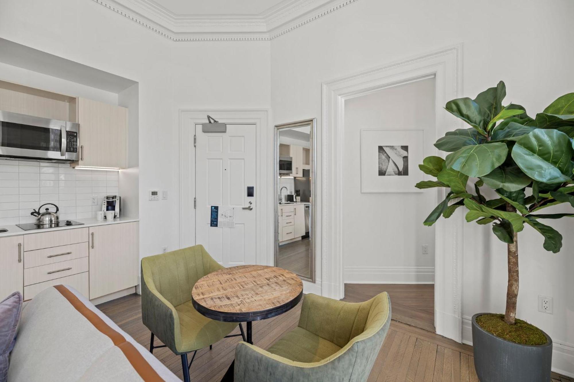 Placemakr Dupont Circle Washington Exterior photo