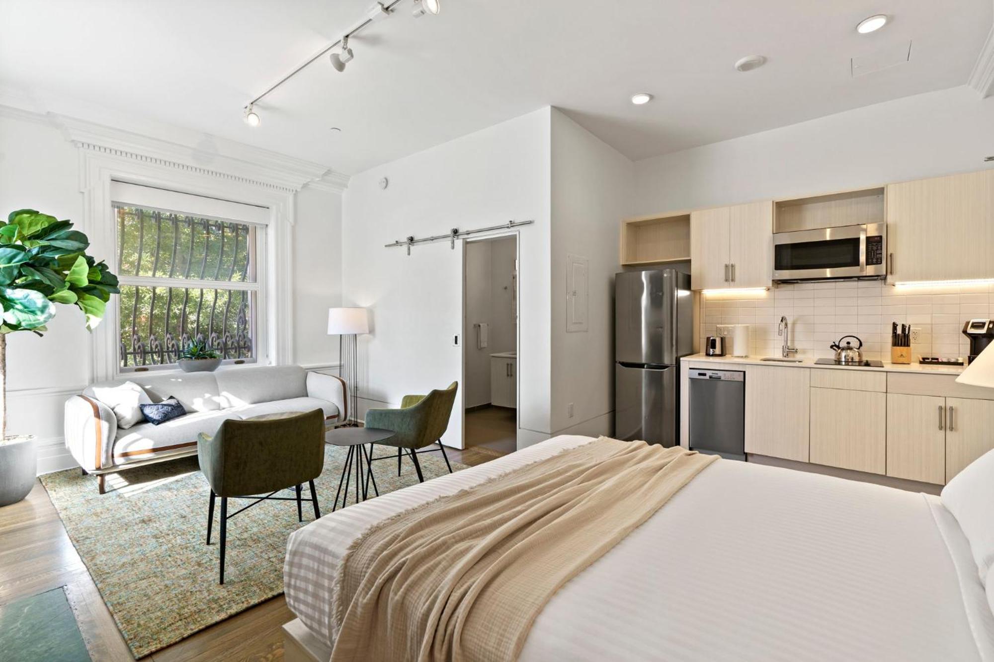 Placemakr Dupont Circle Washington Exterior photo